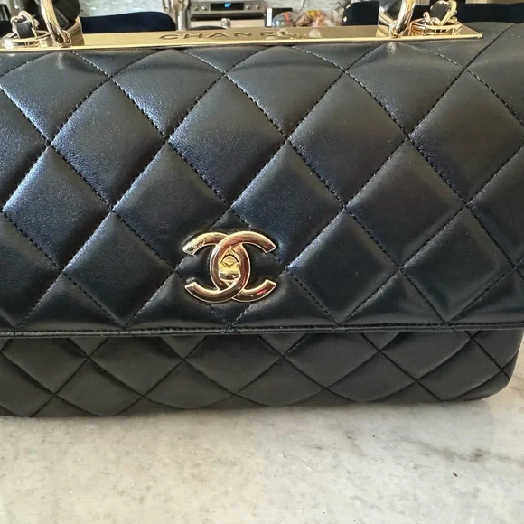 Chanel Trendy Handbag Medium Black Lambskin With Gold Hardware Crossbody ✨ 2019 - Picture 15 of 15